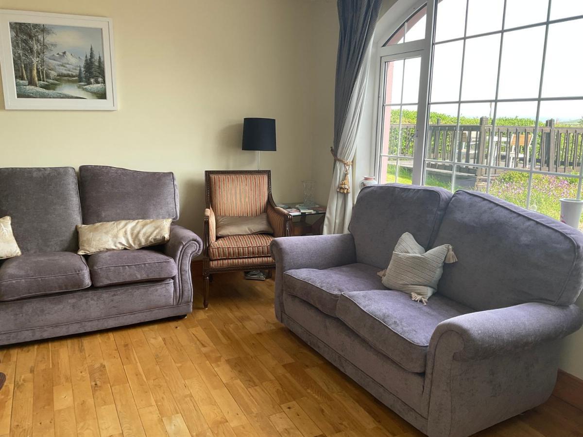 Brownes Bed & Breakfast Emlagh East Eksteriør bilde